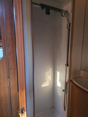 2005 Auto-Trail Frontier Scout — photo 26 of 30