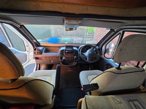 2005 Auto-Trail Frontier Scout — photo 28 of 30