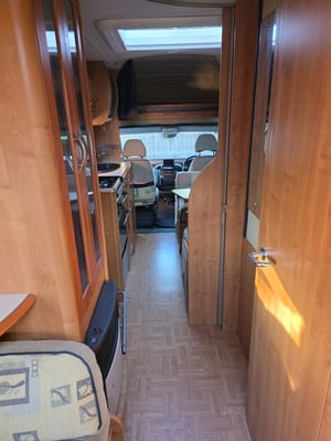 2005 Auto-Trail Frontier Scout — photo 29 of 30
