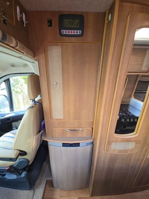 2013 IH Motorhomes Fiat Ducato TIO R IH TIO R - 2 Berth, 2.3l diesel — photo 8 of 30