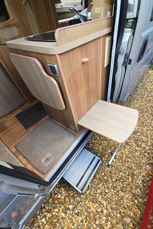 2013 IH Motorhomes Fiat Ducato TIO R IH TIO R - 2 Berth, 2.3l diesel — photo 11 of 30