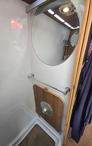 2013 IH Motorhomes Fiat Ducato TIO R IH TIO R - 2 Berth, 2.3l diesel — photo 21 of 30