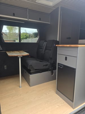 2023 Renault Master Custom Professional Conversion — photo 12 of 28