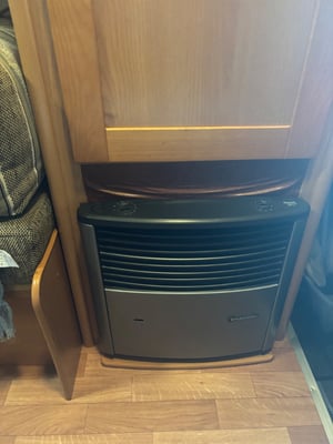 2009 Elddis Sunseeker — photo 12 of 16