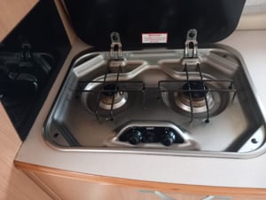 2007 Auto-Sleepers Topaz — photo 9 of 15
