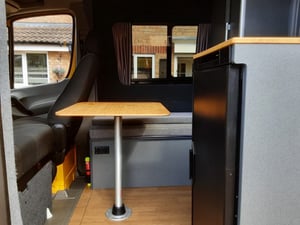 2018 Mercedes-Benz Sprinter — photo 6 of 24