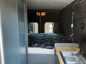 2018 Mercedes-Benz Sprinter — photo 14 of 24