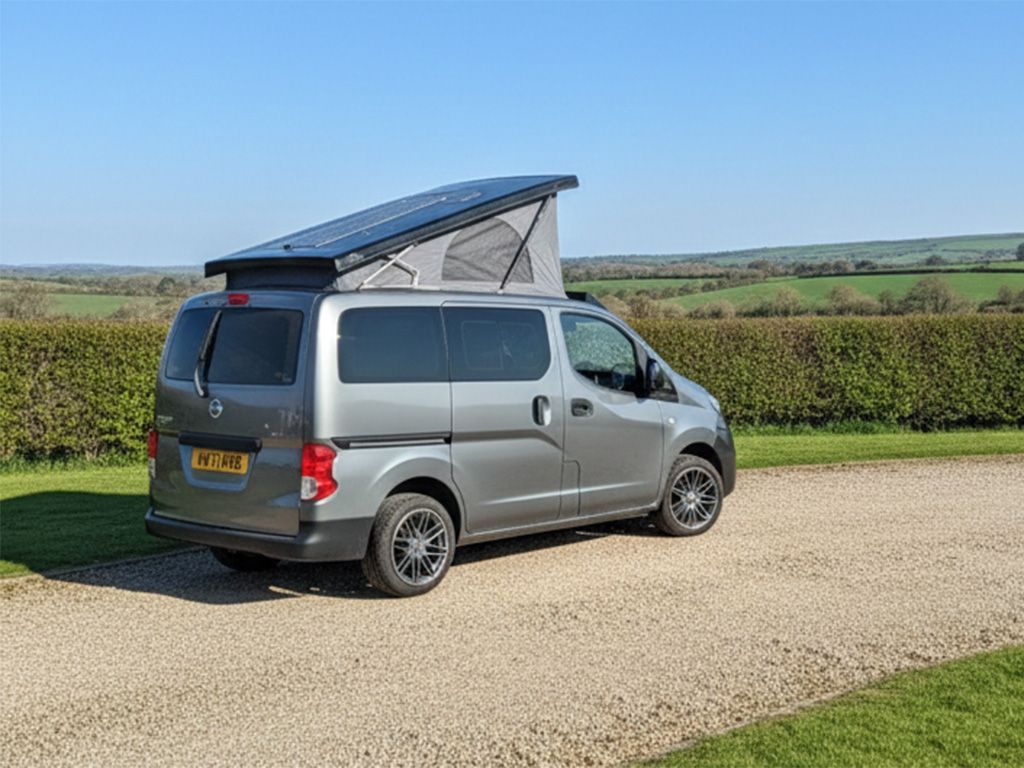 2021 Nissan NV200 - Image 1