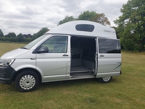 2020 Volkswagen Transporter T6.1 — photo 16 of 27