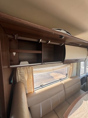 2015 Burstner Elegance i810g i 810 g — photo 21 of 34