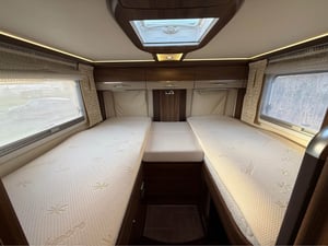 2015 Burstner Elegance i810g i 810 g — photo 11 of 34