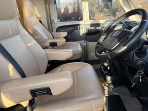 2015 Burstner Elegance i810g i 810 g — photo 9 of 34