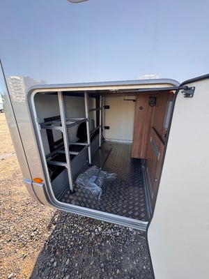 2015 Burstner Elegance i810g i 810 g — photo 30 of 34