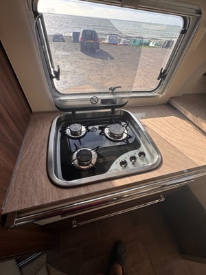 2015 Burstner Elegance i810g i 810 g — photo 17 of 34
