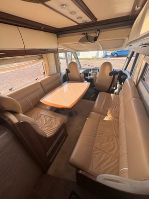 2015 Burstner Elegance i810g i 810 g — photo 3 of 34