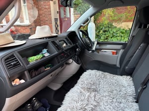2016 Volkswagen T6 Campervan — photo 12 of 13