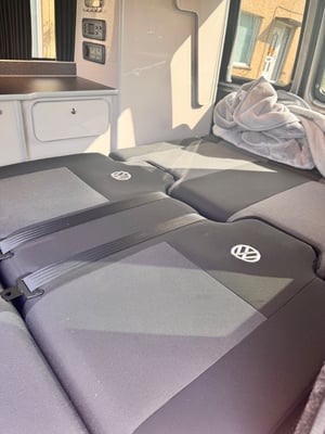 2019 Volkswagen Camper King — photo 9 of 15