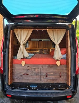 2017 Ford Tourneo Custom — photo 8 of 9
