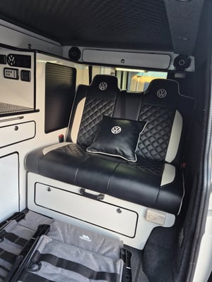 2016 Volkswagen T6 Campervan — photo 14 of 23