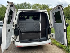 2016 Volkswagen Transporter T30 T6 — photo 15 of 16