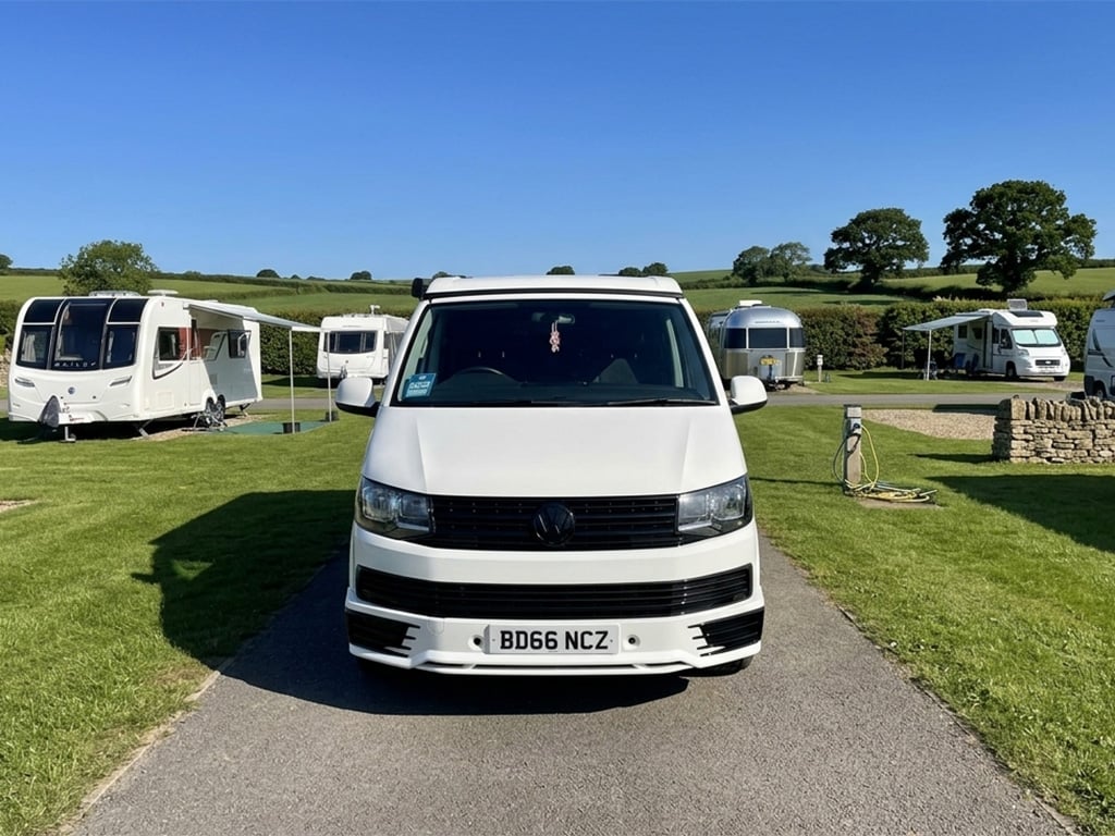 2016 Volkswagen Transporter T30 T6 - Image 1