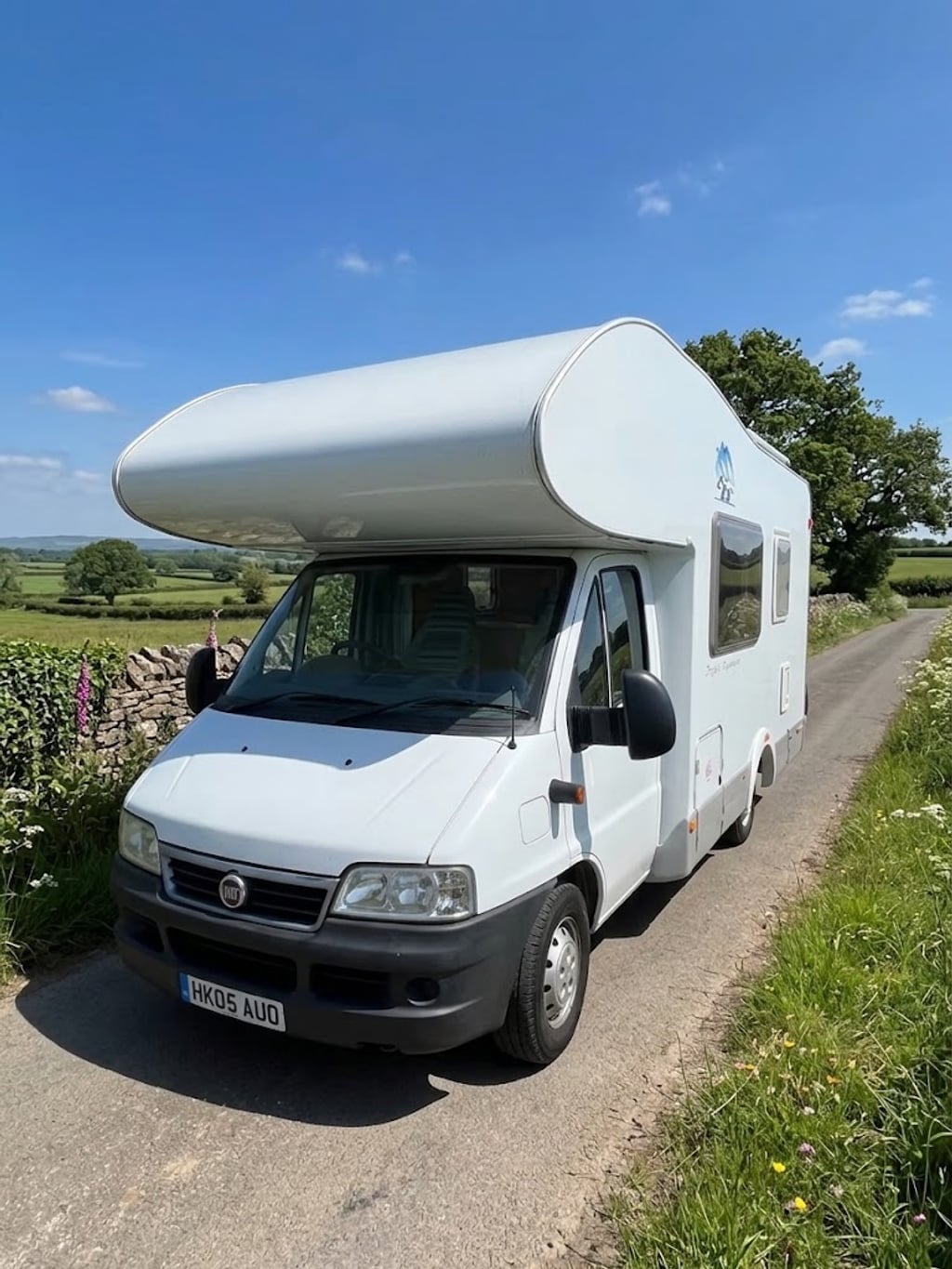 2005 Knaus Traveller - Image 1