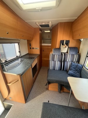 2005 Knaus Traveller — photo 12 of 19