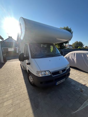 2005 Knaus Traveller — photo 1 of 19