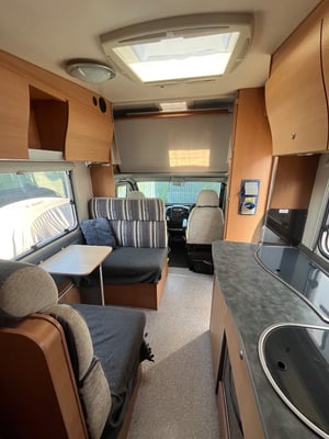 2005 Knaus Traveller — photo 13 of 19