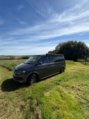 2016 VW transporter T6 LWB T30 TDI 130 — photo 4 of 18