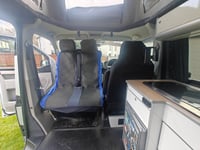 2016 Volkswagen Transporter - Image 2