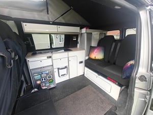 2016 Volkswagen Transporter — photo 9 of 9