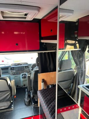 Ford Transit LWB 2.4 — photo 6 of 28