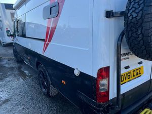 Ford Transit LWB 2.4 — photo 9 of 28