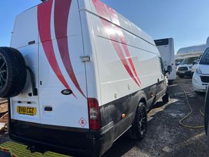 Ford Transit LWB 2.4 — photo 10 of 28