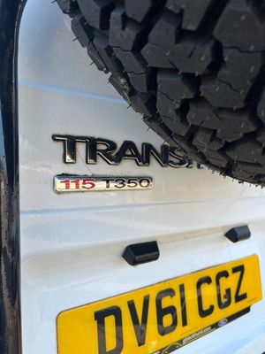 Ford Transit LWB 2.4 — photo 12 of 28