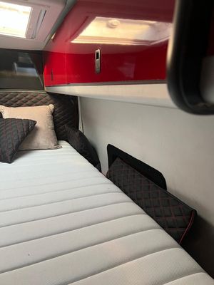 Ford Transit LWB 2.4 — photo 22 of 28