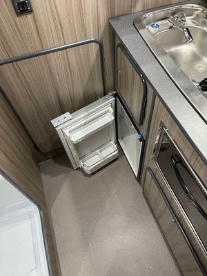 Citroen Relay Conversion 2016 — photo 10 of 22