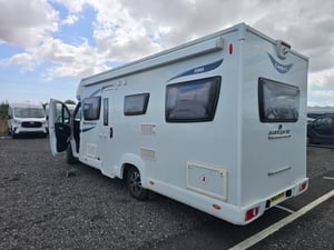 2021 Peugeot Boxer — photo 12 of 17