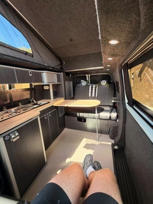 2016 Volkswagen Transporter — photo 6 of 17