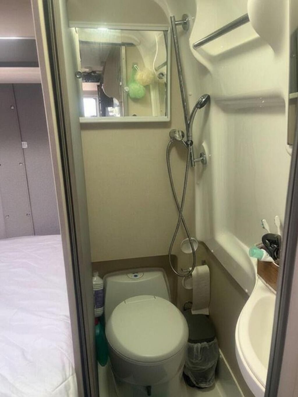 2021 Autosleeper Kingham - Image 11