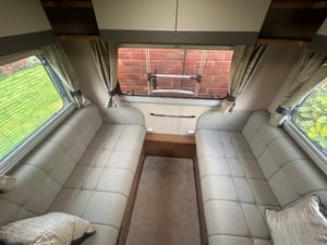 2019 Auto-Trail Imala 720 — photo 4 of 20