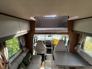 2019 Auto-Trail Tribute 720 — photo 21 of 24