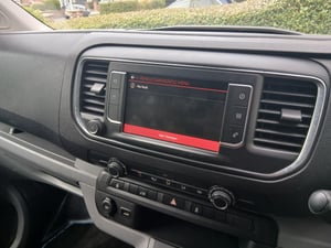 2018 Citroen Dispatch — photo 8 of 19