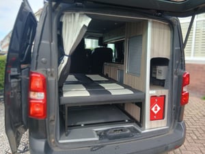 2018 Citroen Dispatch — photo 18 of 19