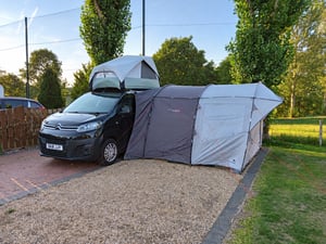 2018 Citroen Dispatch — photo 24 of 35