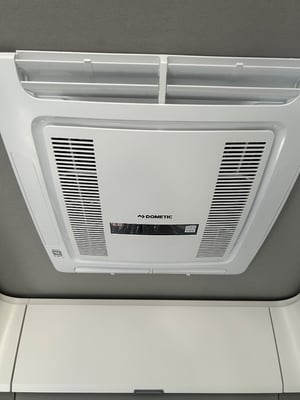 2025 Volkswagen Grand California — photo 17 of 23