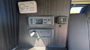 2017 Volkswagen T6 Campervan — photo 14 of 24