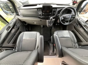 2021 Ford Transit Custom Camper — photo 13 of 16