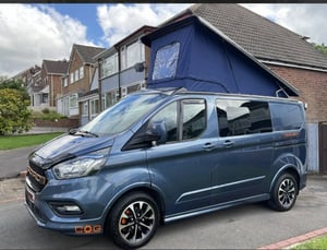 2021 Ford Transit Custom Camper — photo 14 of 16